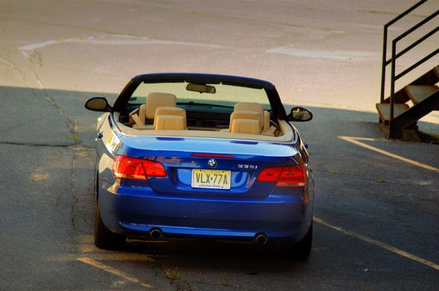  BMW 335i Convertible 2007 года  (фото 24 из 91)